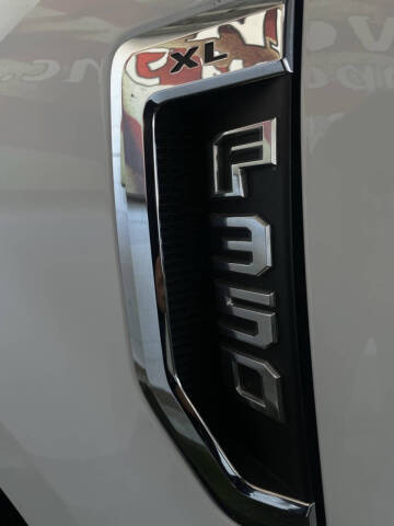 2022 Ford F-350 Super Duty XL