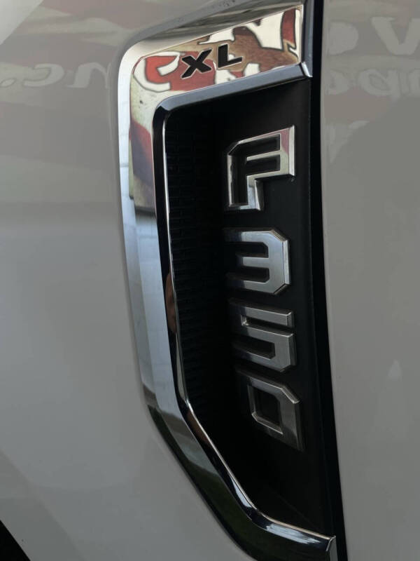 2022 Ford F-350 Super Duty XL