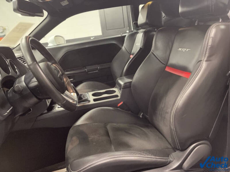 2014 Dodge Challenger SRT8