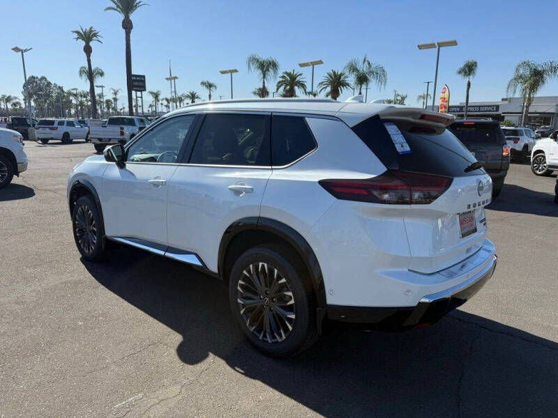 2025 Nissan Rogue Platinum