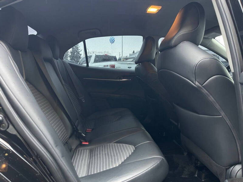 2024 Toyota Camry Hybrid SE