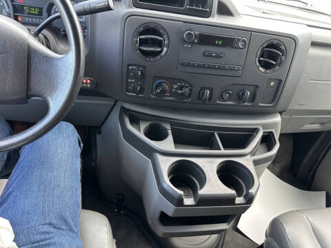 2014 Ford E-Series E-250