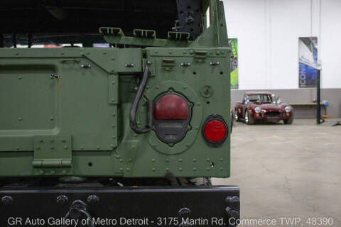 2001 AM General Hummer