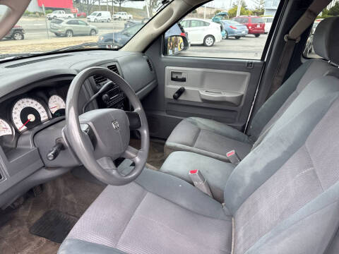 2005 Dodge Dakota ST