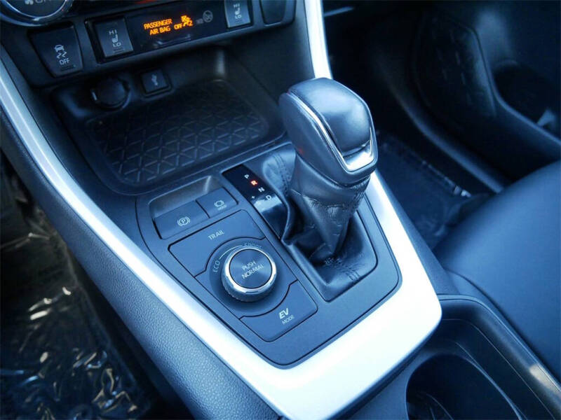 2021 Toyota RAV4 Hybrid XLE Premium