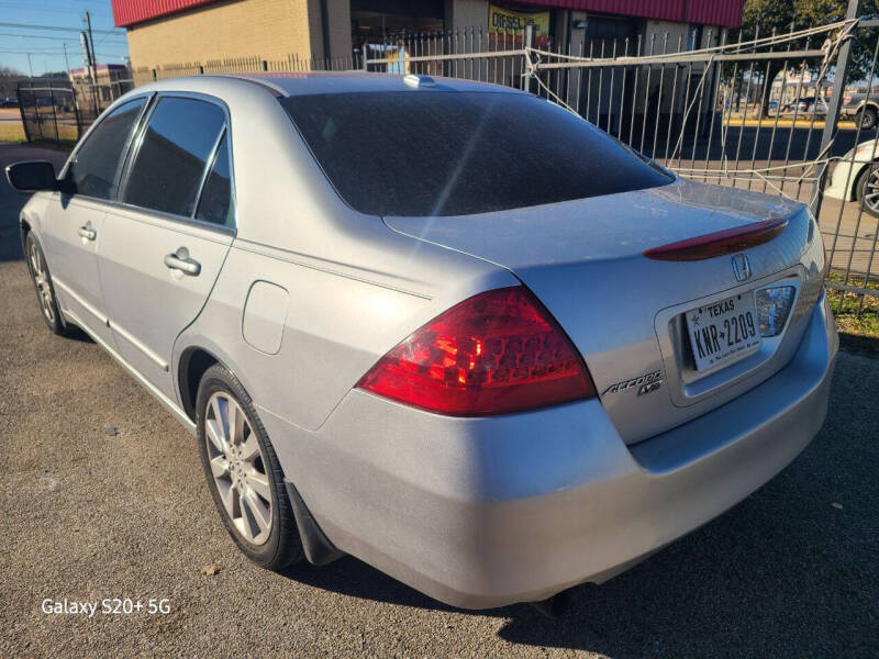 Used 2007 Honda Accord 3.0 EX with VIN 1HGCM66807A075319 for sale in Lewisville, TX