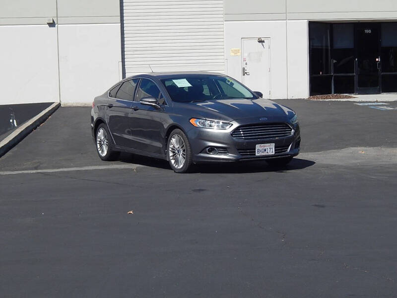 2014 Ford Fusion SE