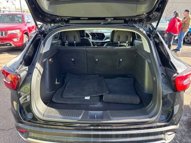 2024 Chevrolet Trax LT