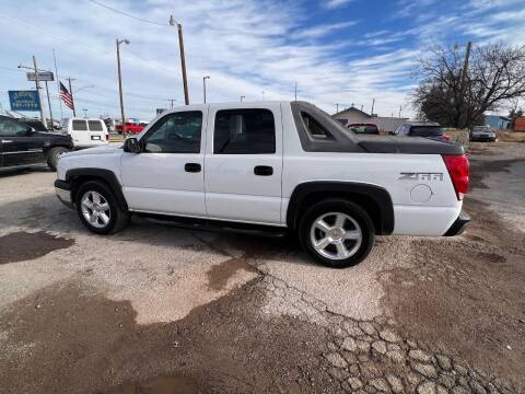 2004 Chevrolet Avalanche for sale at WF AUTOMALL in Wichita Falls TX