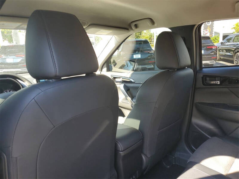 2026 Mitsubishi Eclipse Cross SE