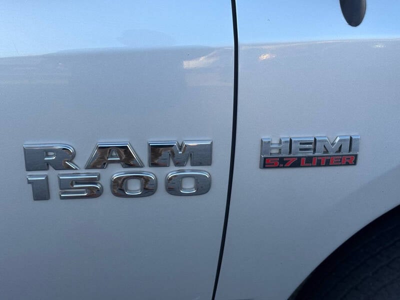 2017 RAM Ram 1500 Pickup Express photo 31