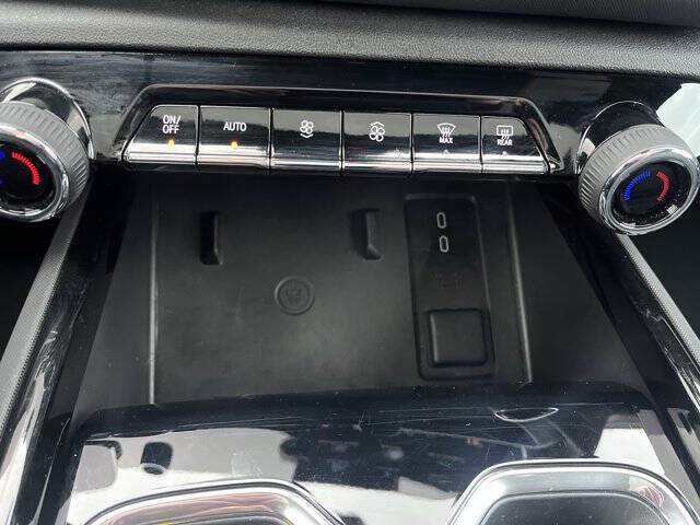 2025 Chevrolet Silverado EV LT