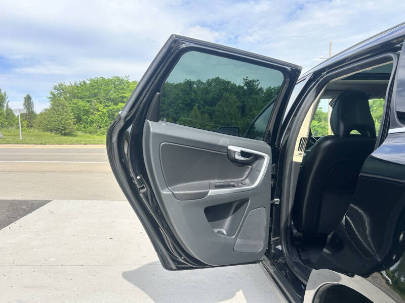 2011 Volvo XC60 3.2