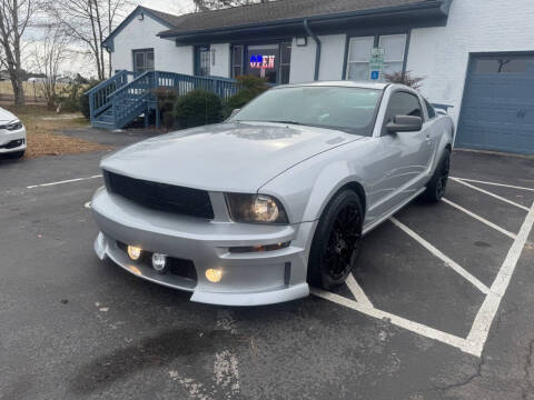 2006 Ford Mustang GT Deluxe