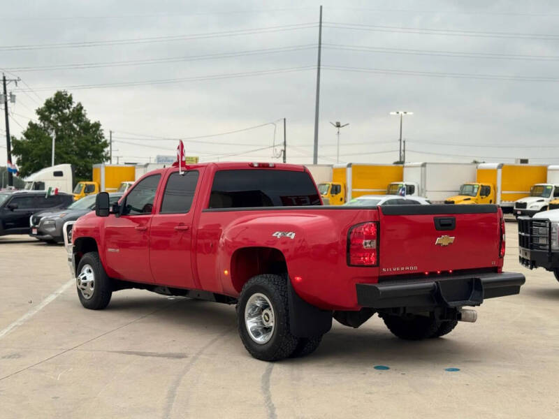 2011 Chevrolet Silverado 3500HD