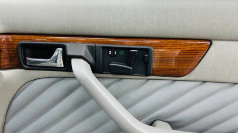 1990 Mercedes-Benz 350-Class 350 SDL