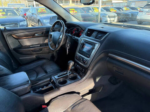 2016 GMC Acadia Denali