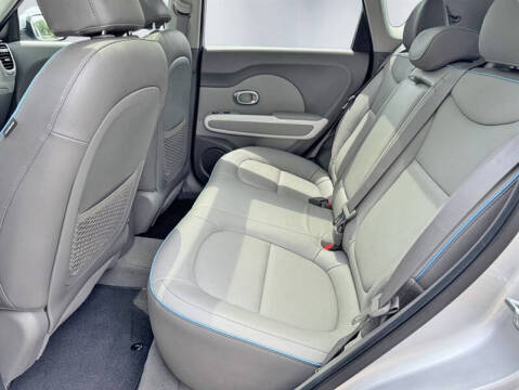 2017 Kia Soul EV +