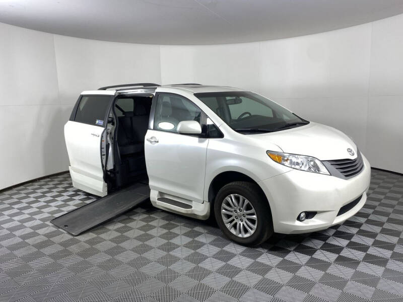 2015 Toyota Sienna for sale at AMS Vans in Tucker GA
