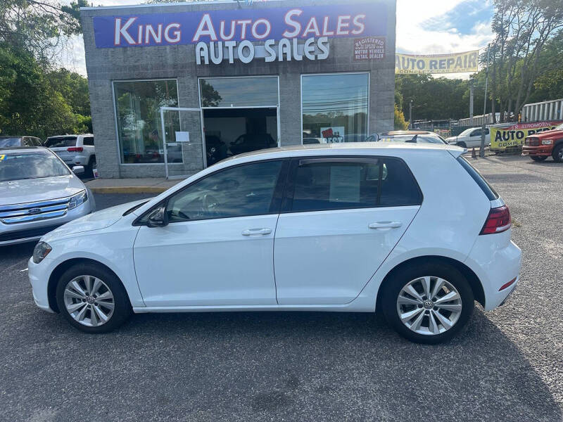 2018 Volkswagen Golf TSI SE