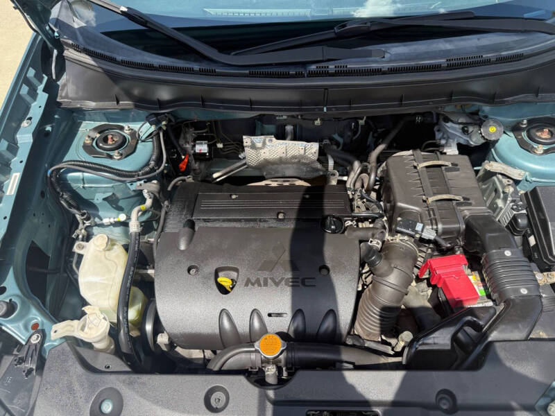 2011 Mitsubishi Outlander Sport SE