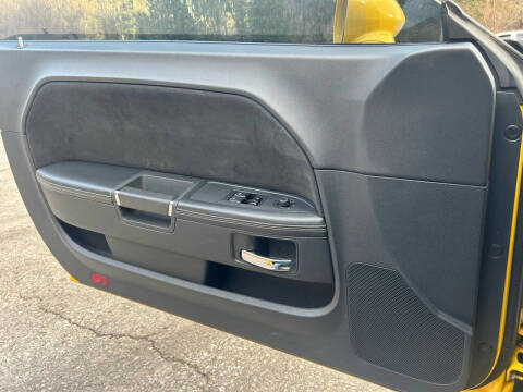 2010 Dodge Challenger SRT8