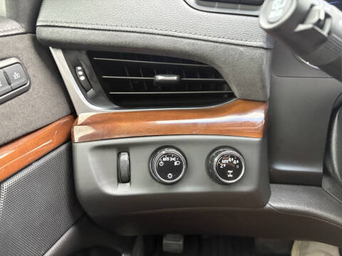 2018 Cadillac Escalade Luxury