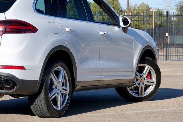 2016 Porsche Cayenne S