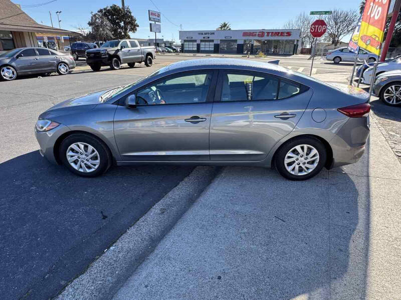 2017 Hyundai Elantra