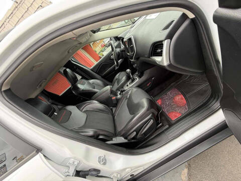 2018 Jeep Cherokee Trailhawk