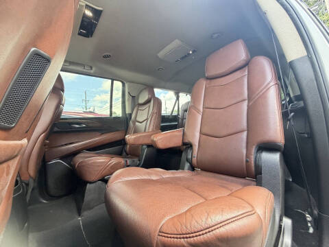 2017 Cadillac Escalade ESV Premium Luxury
