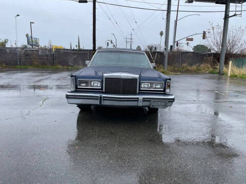 1982 Lincoln Town Car