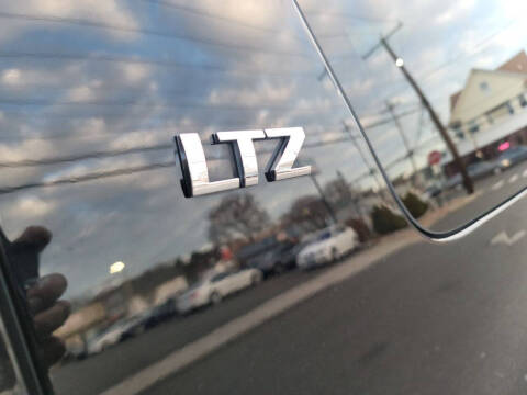 2014 Chevrolet Suburban LTZ