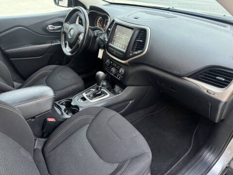 2016 Jeep Cherokee Latitude 75th Anniversary