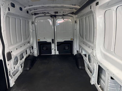 2023 Ford Transit
