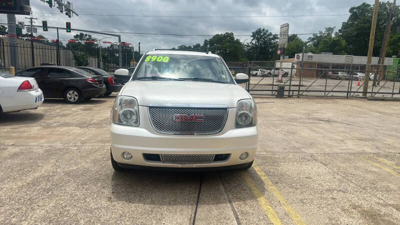 2011 GMC Yukon Denali