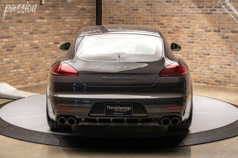 2016 Porsche Panamera