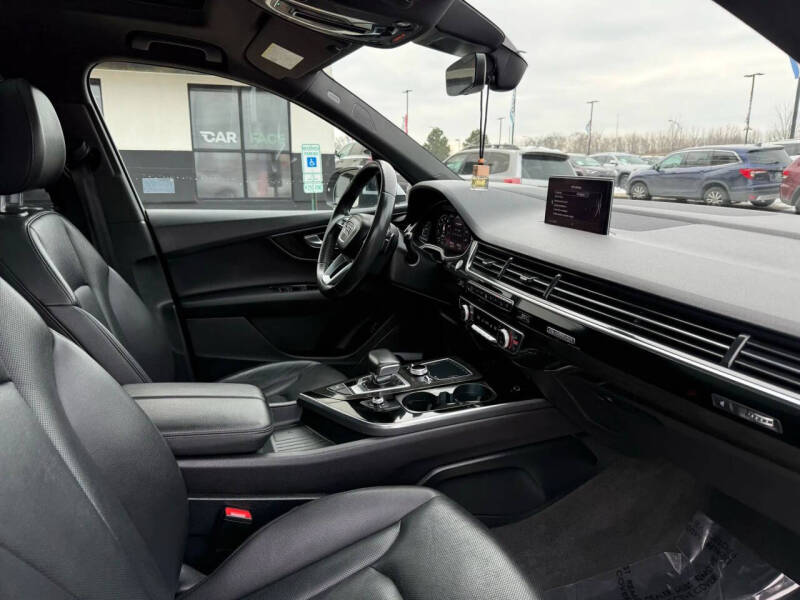 2019 Audi Q7 quattro Prestige 55 TFSI