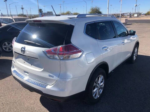 2016 Nissan Rogue SV