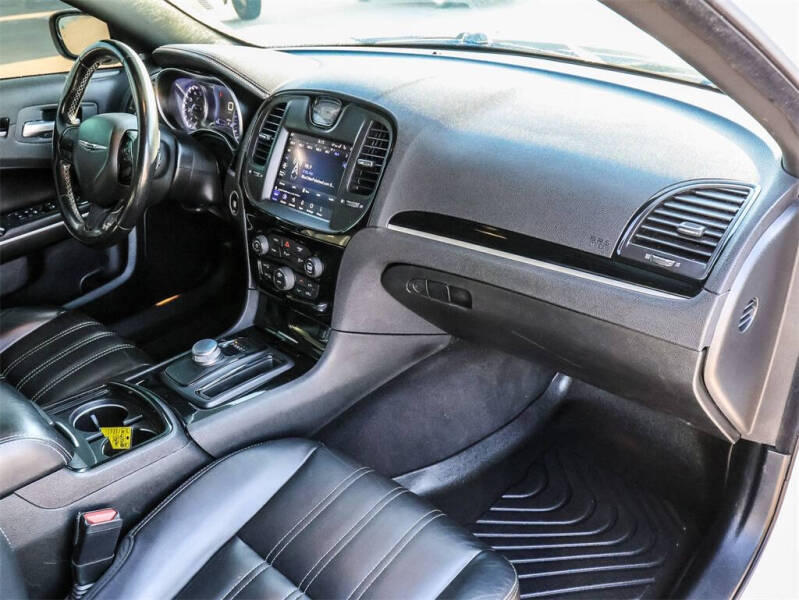 2021 Chrysler 300 S V6