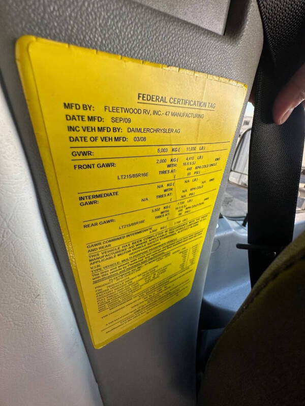 2010 Fleetwood RV QUEST 24E