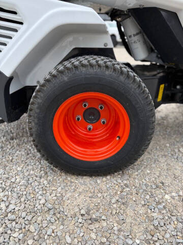 2025 Bobcat L28