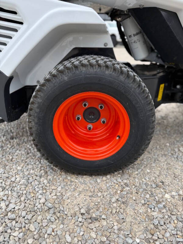 2025 Bobcat L28