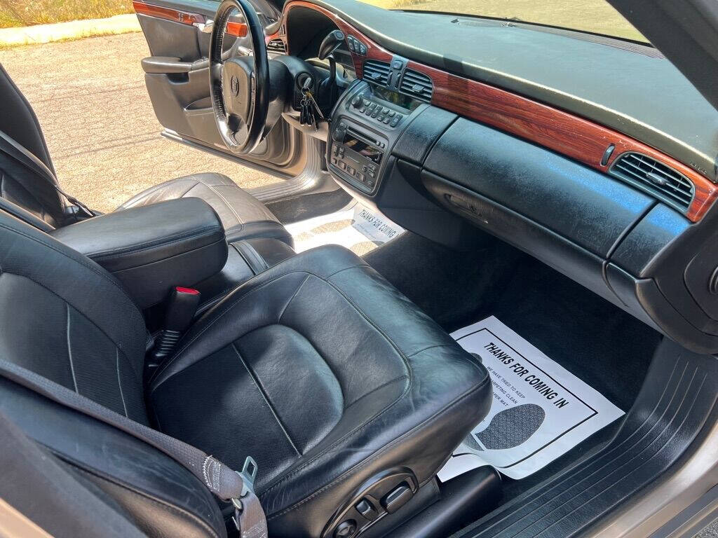 2004 Cadillac DeVille for sale at Car ConneXion Inc in Knoxville, TN