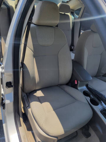 2009 Ford Focus SES