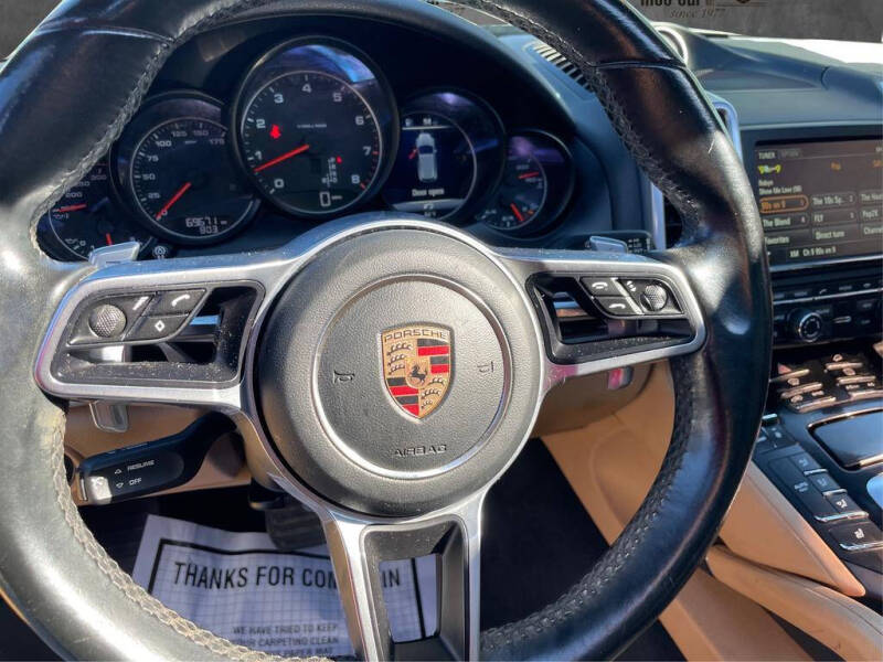 2016 Porsche Cayenne