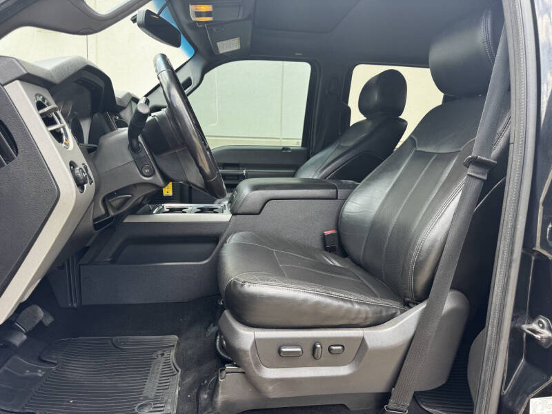 2014 Ford F-350 Super Duty Lariat