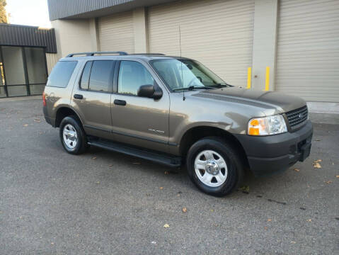 2004 Ford Explorer XLS