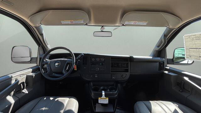 2026 Chevrolet Express 2500