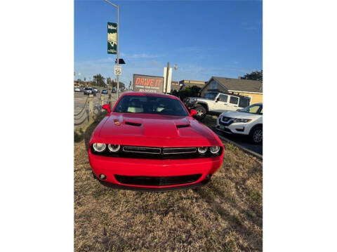 2015 Dodge Challenger SXT Plus